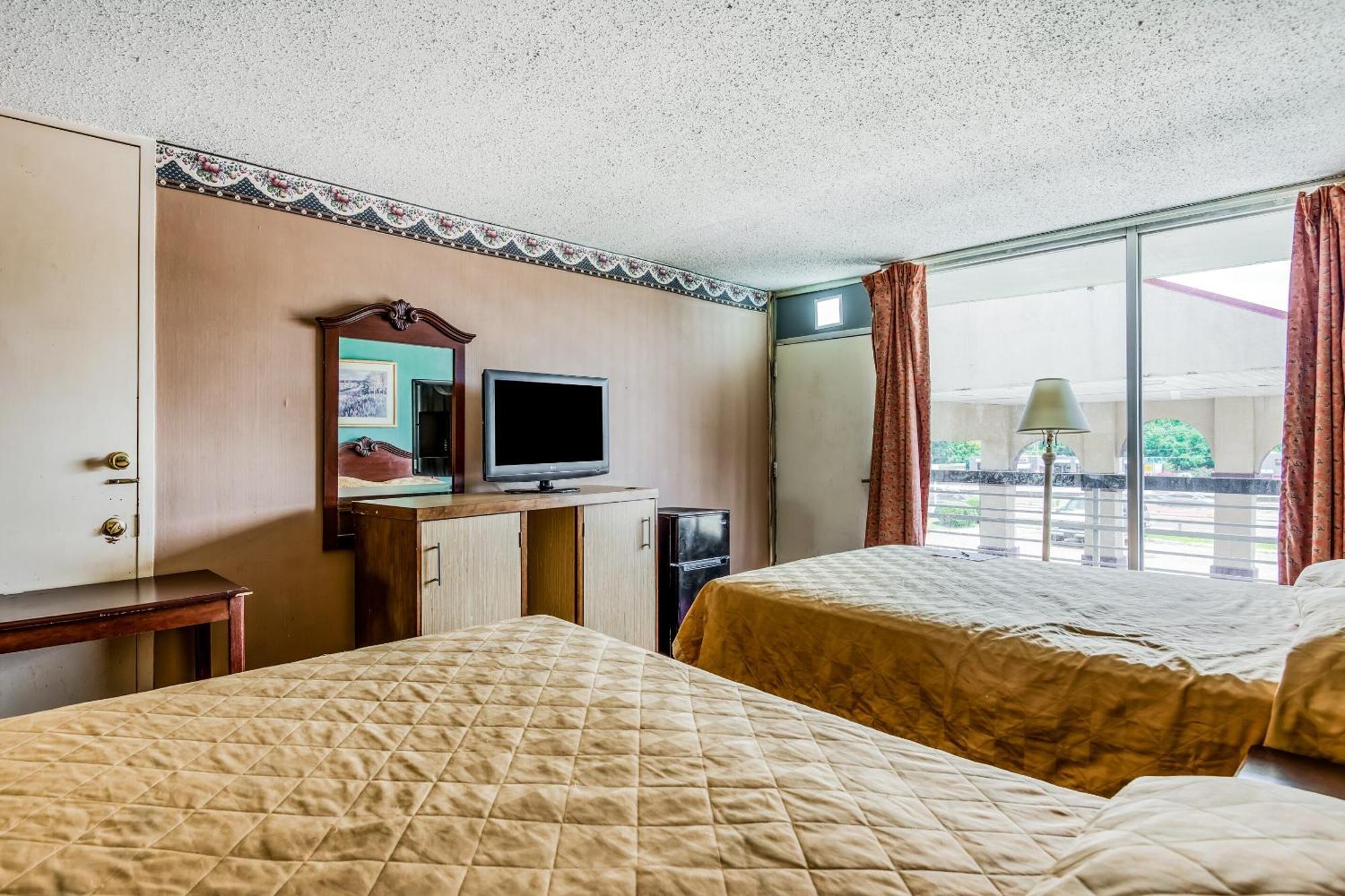 Oyo Hotel Jackson North I-55 Екстериор снимка
