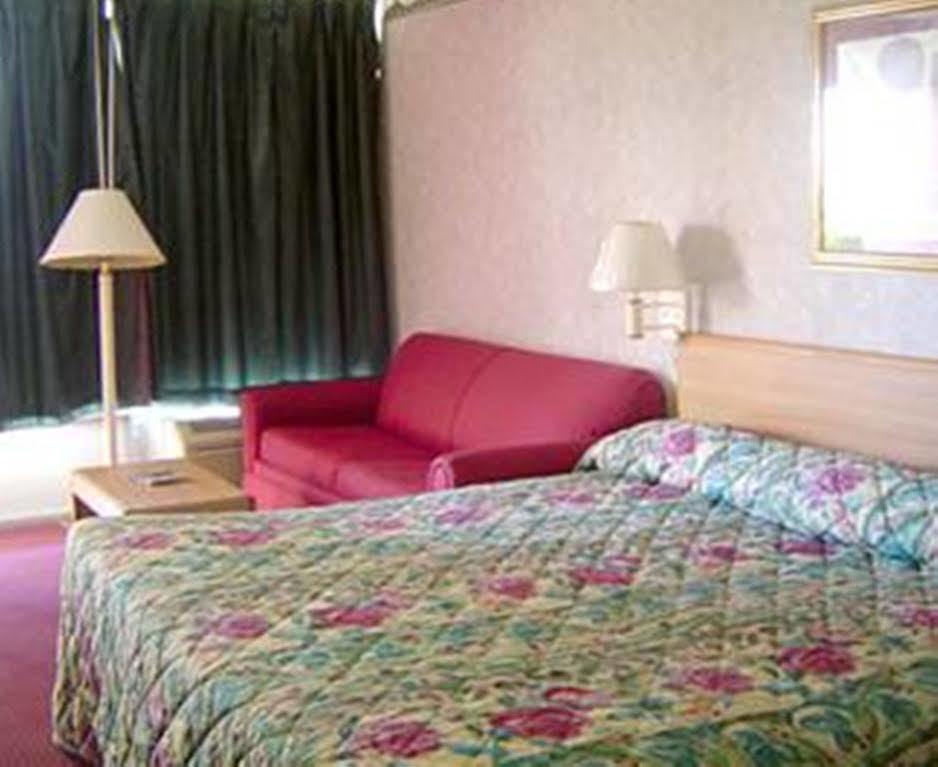 Oyo Hotel Jackson North I-55 Екстериор снимка